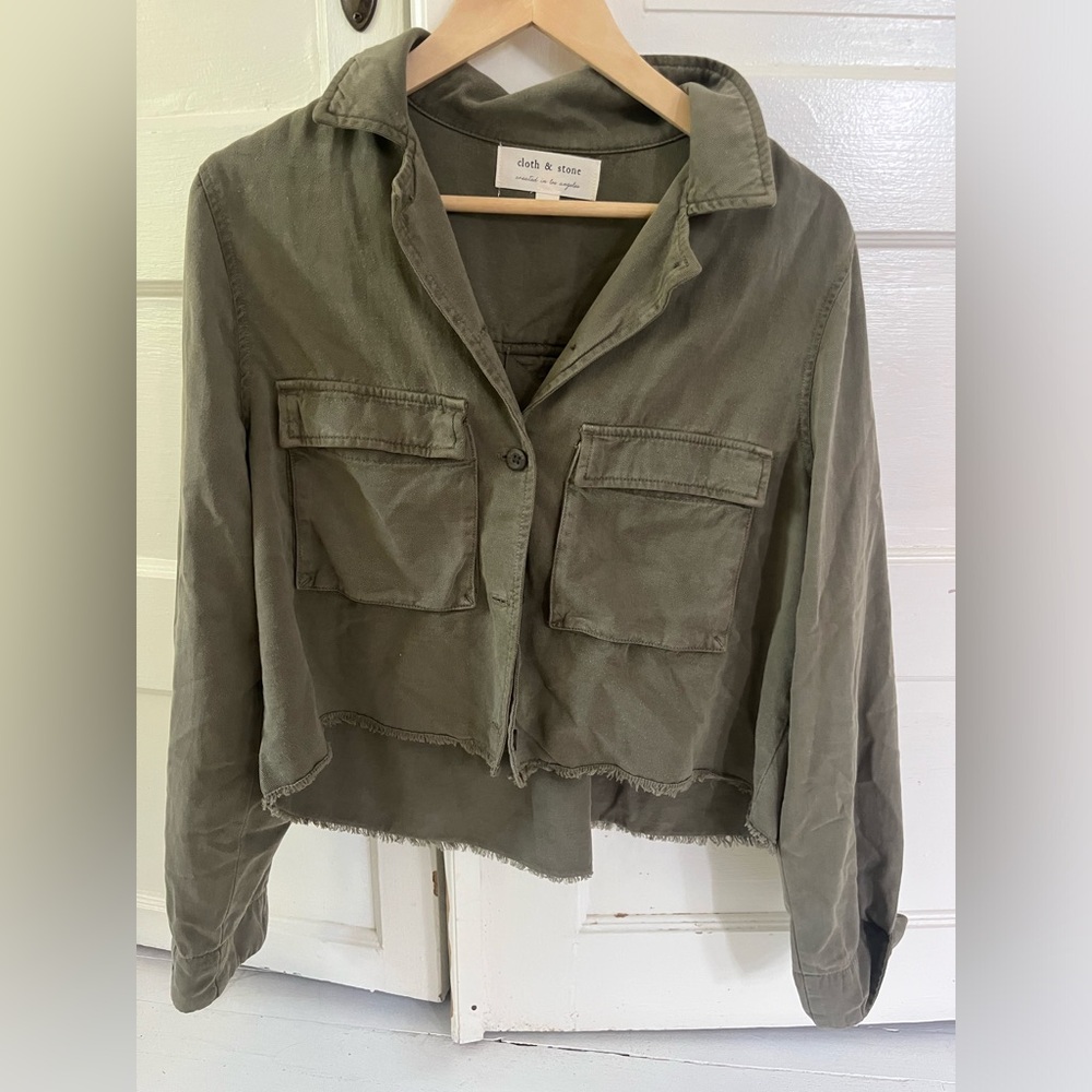 Cloth and Stone Light Army Green Jacket